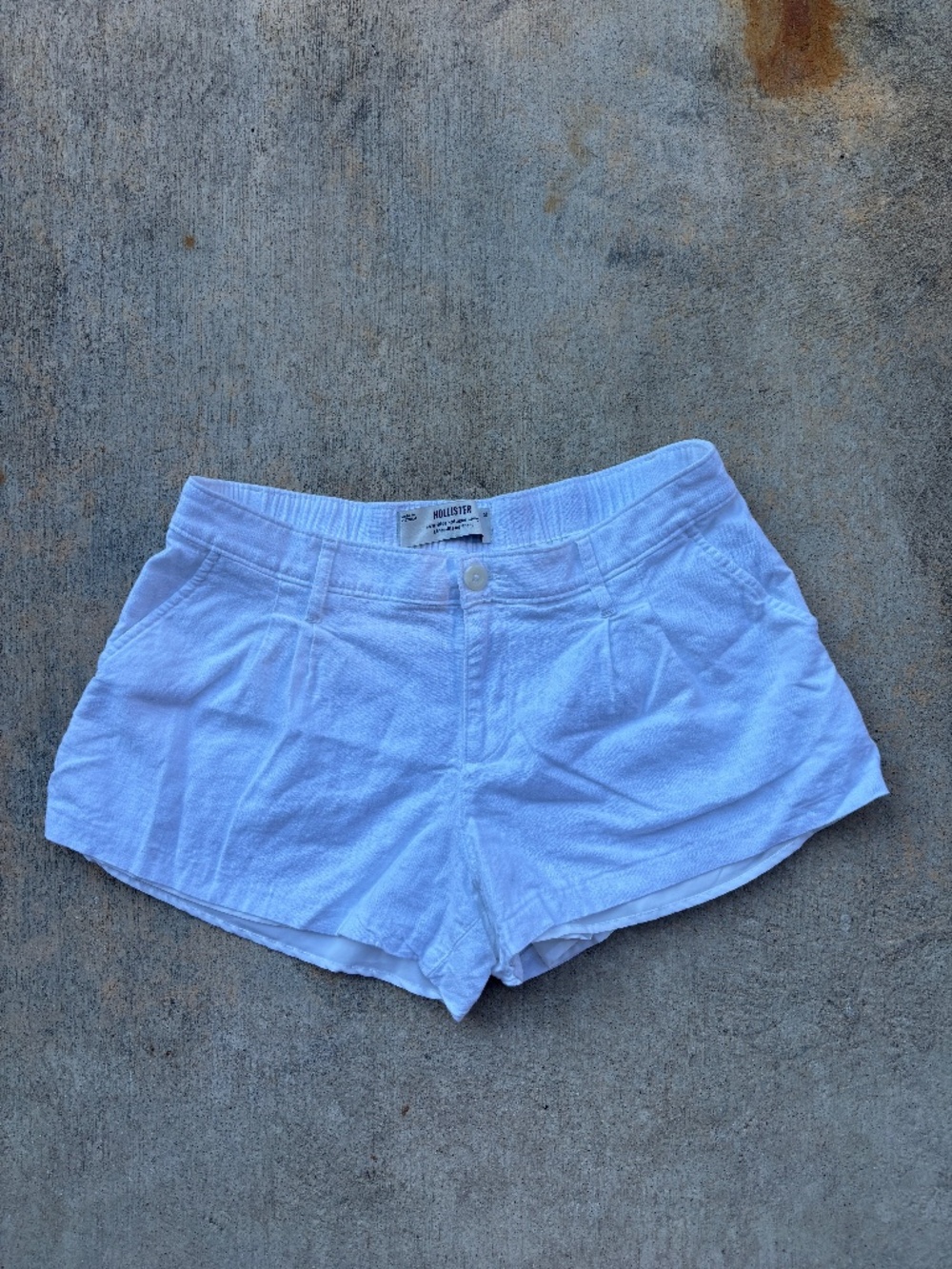White Hollister Low Rise Linen Blend Shorts